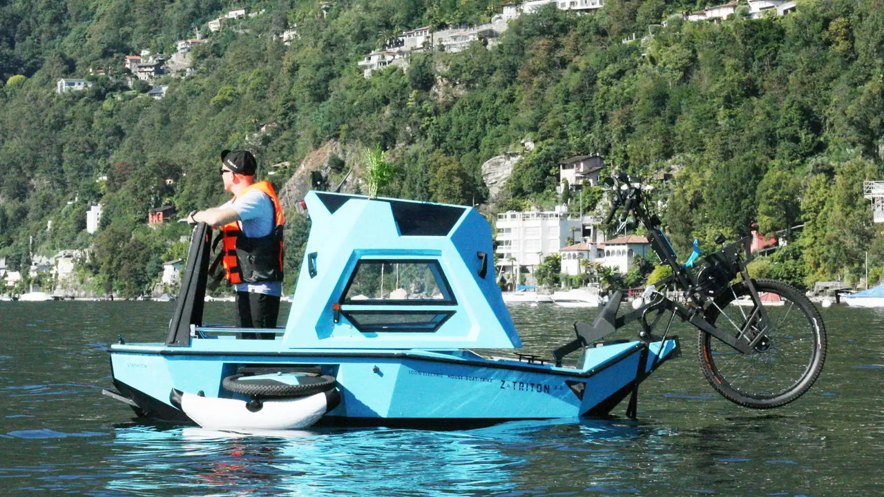 Кемпер и лодка: представлен электрический велосипед-амфибия для активного отдыха